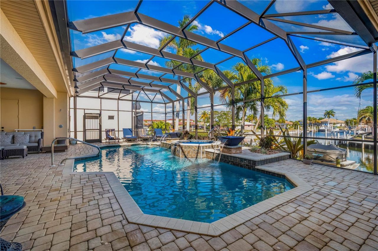 48 Colony Point Drive, Punta Gorda, FL 33950 Photo