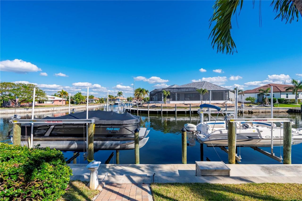 48 Colony Point Drive, Punta Gorda, FL 33950 Photo
