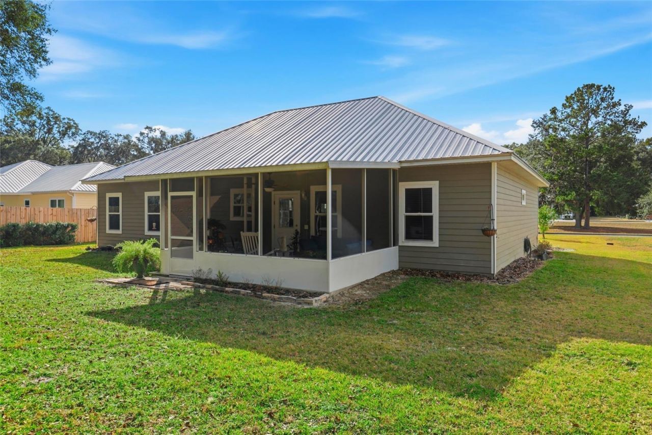 9092 Maryann Drive, Fanning Springs, FL 32693 Photo