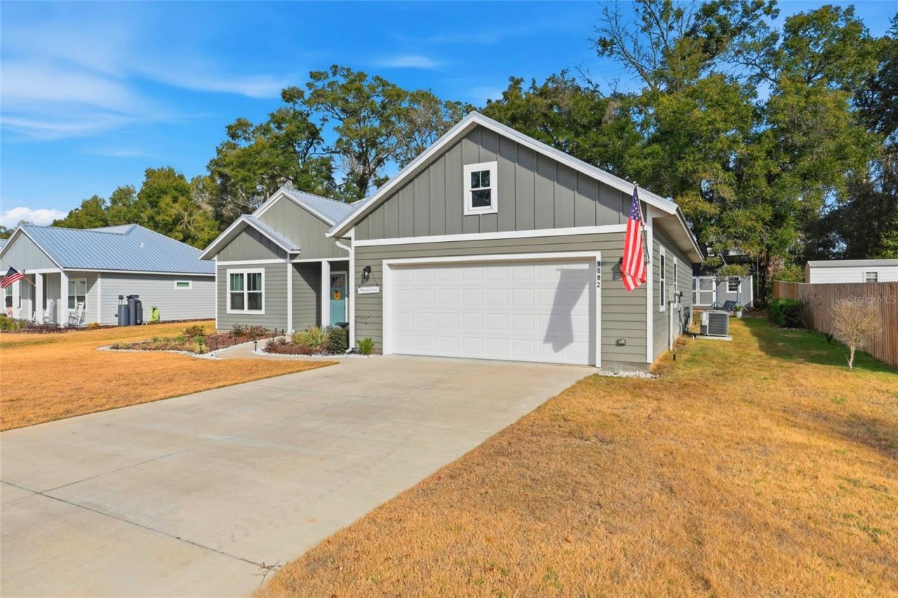 9092 Maryann Drive, Fanning Springs, FL 32693 Photo
