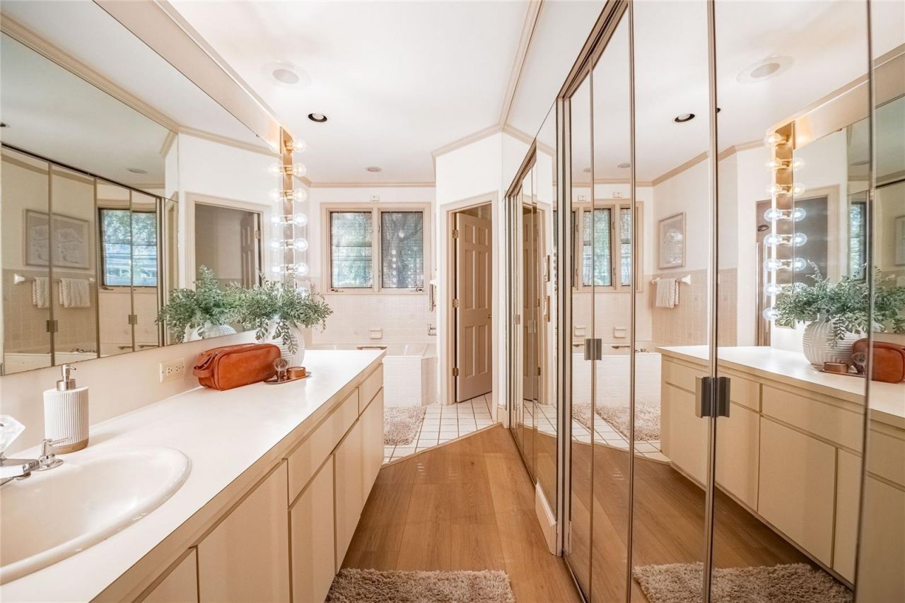 555 Lake Hollingsworth Drive, Lakeland, FL 33803 Photo