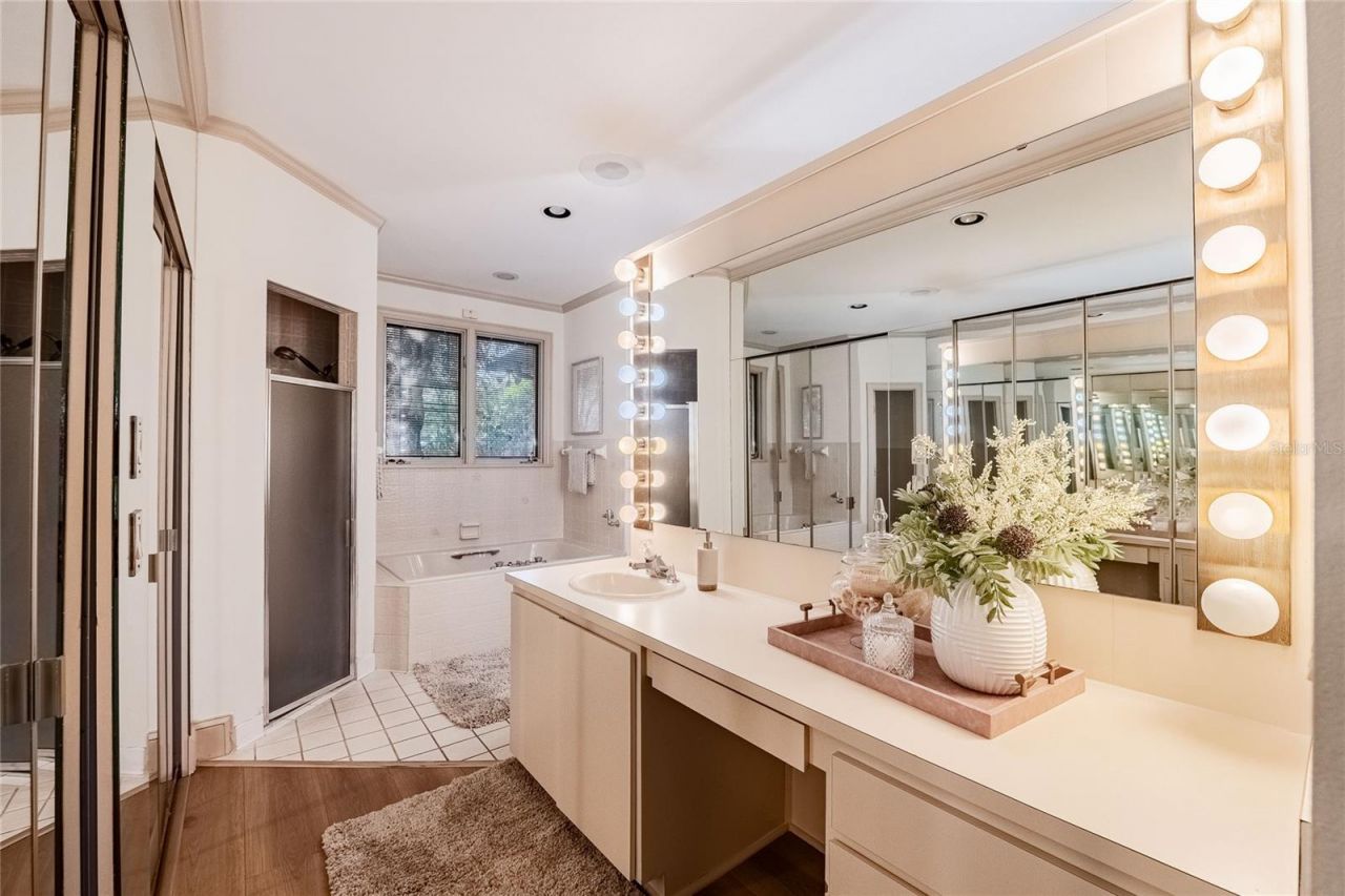 555 Lake Hollingsworth Drive, Lakeland, FL 33803 Photo