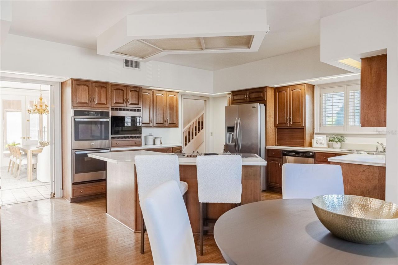 555 Lake Hollingsworth Drive, Lakeland, FL 33803 Photo