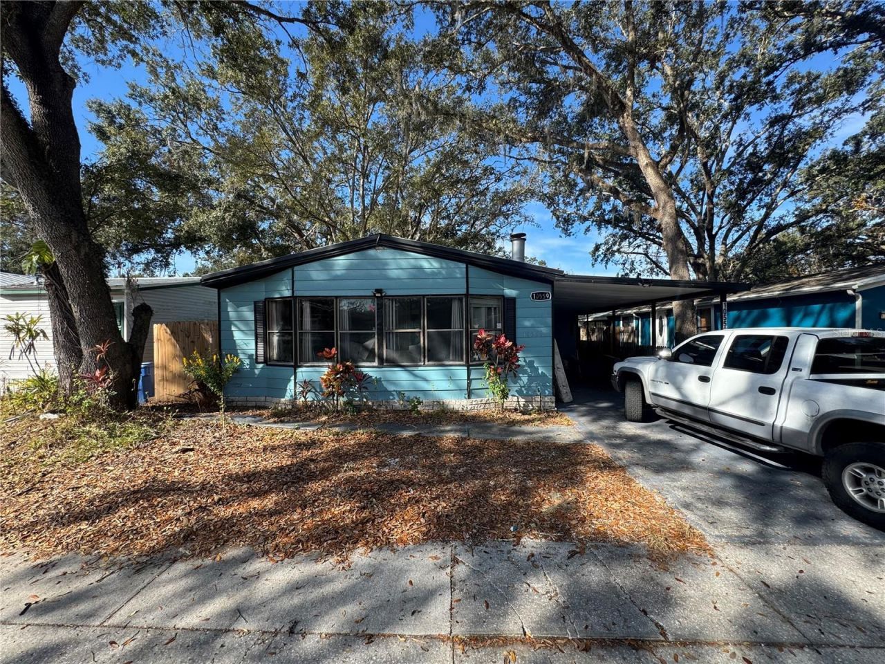 10559 Bay Hills Circle, Thonotosassa, FL 33592 Main Photo