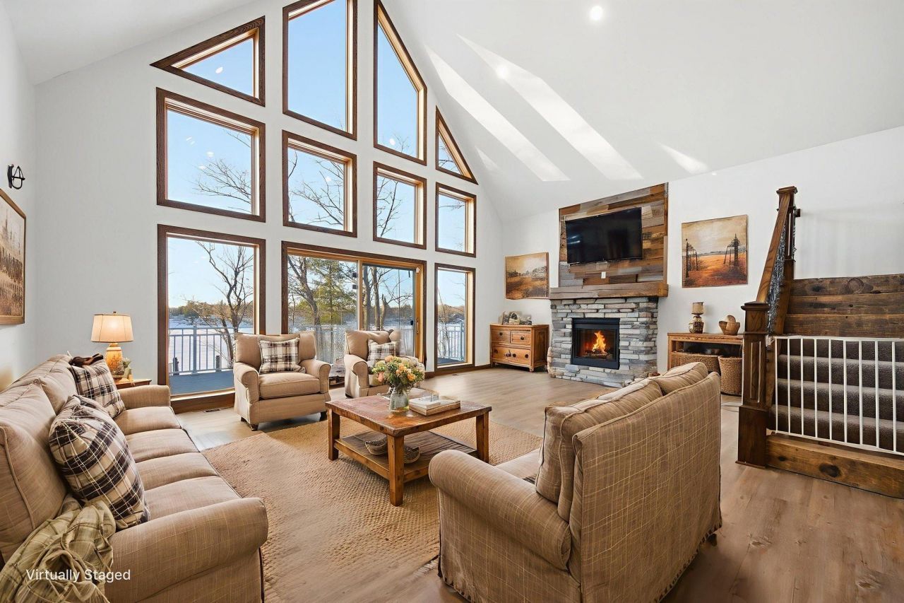 18465 N Lake Lane , Pine City, MN 55063