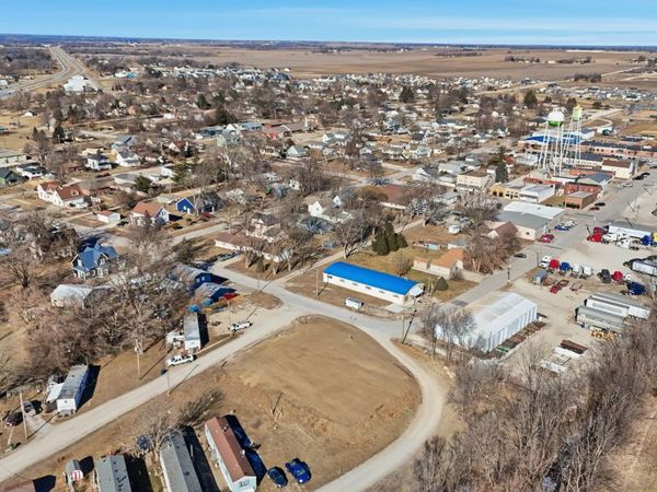 2207 Court Street, Granger, IA 50109