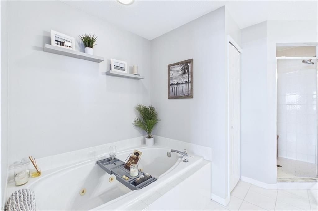 925 SW 47th Ter, Unit 201, Cape Coral, FL 33914 Photo