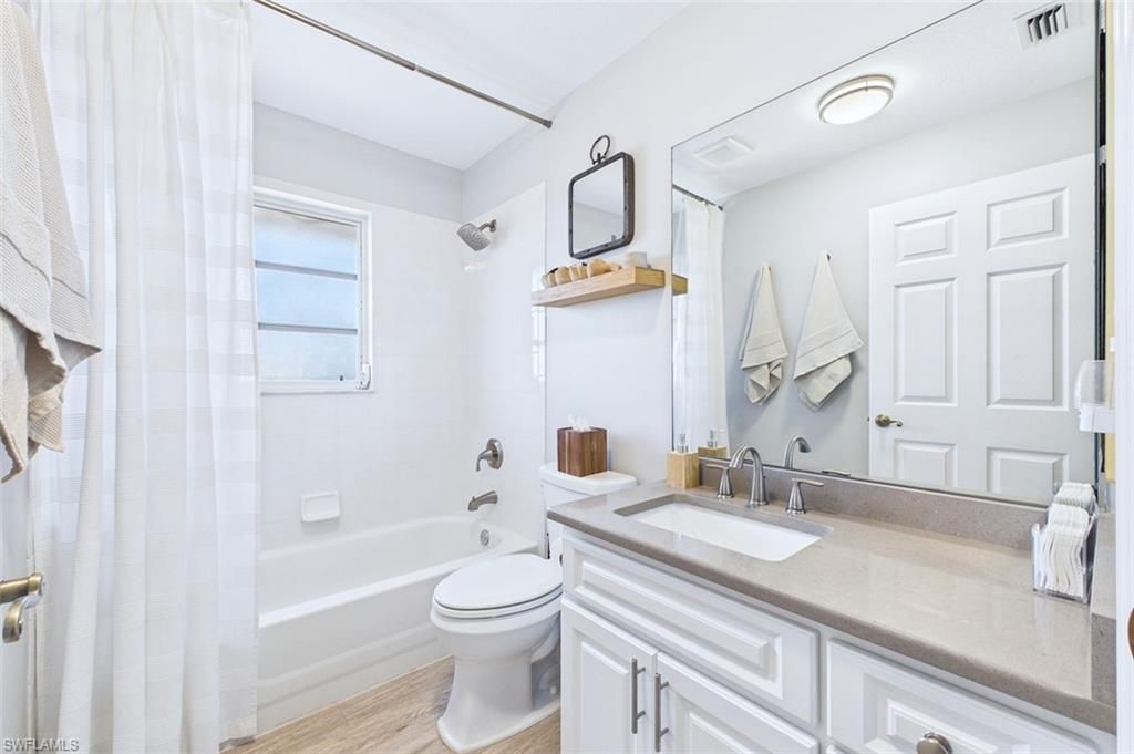 925 SW 47th Ter, Unit 201, Cape Coral, FL 33914 Photo