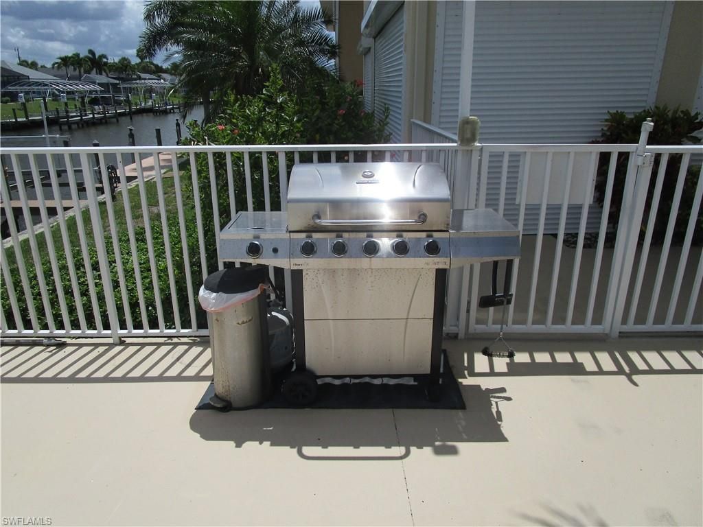 925 SW 47th Ter, Unit 201, Cape Coral, FL 33914 Photo