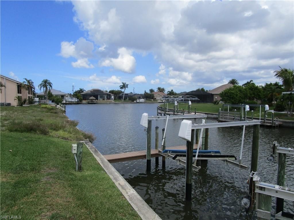 925 SW 47th Ter, Unit 201, Cape Coral, FL 33914 Photo