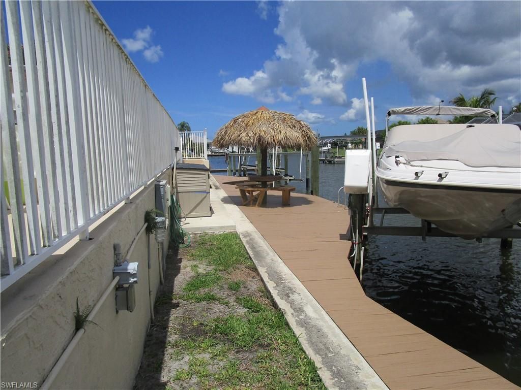 925 SW 47th Ter, Unit 201, Cape Coral, FL 33914 Photo