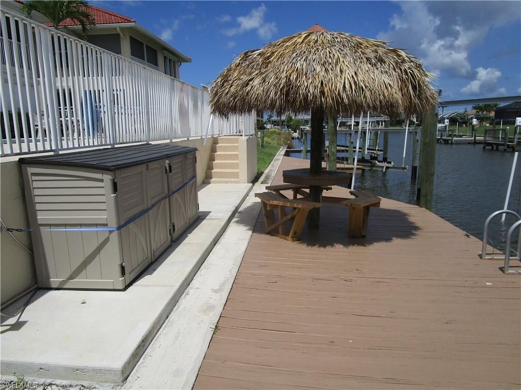 925 SW 47th Ter, Unit 201, Cape Coral, FL 33914 Photo