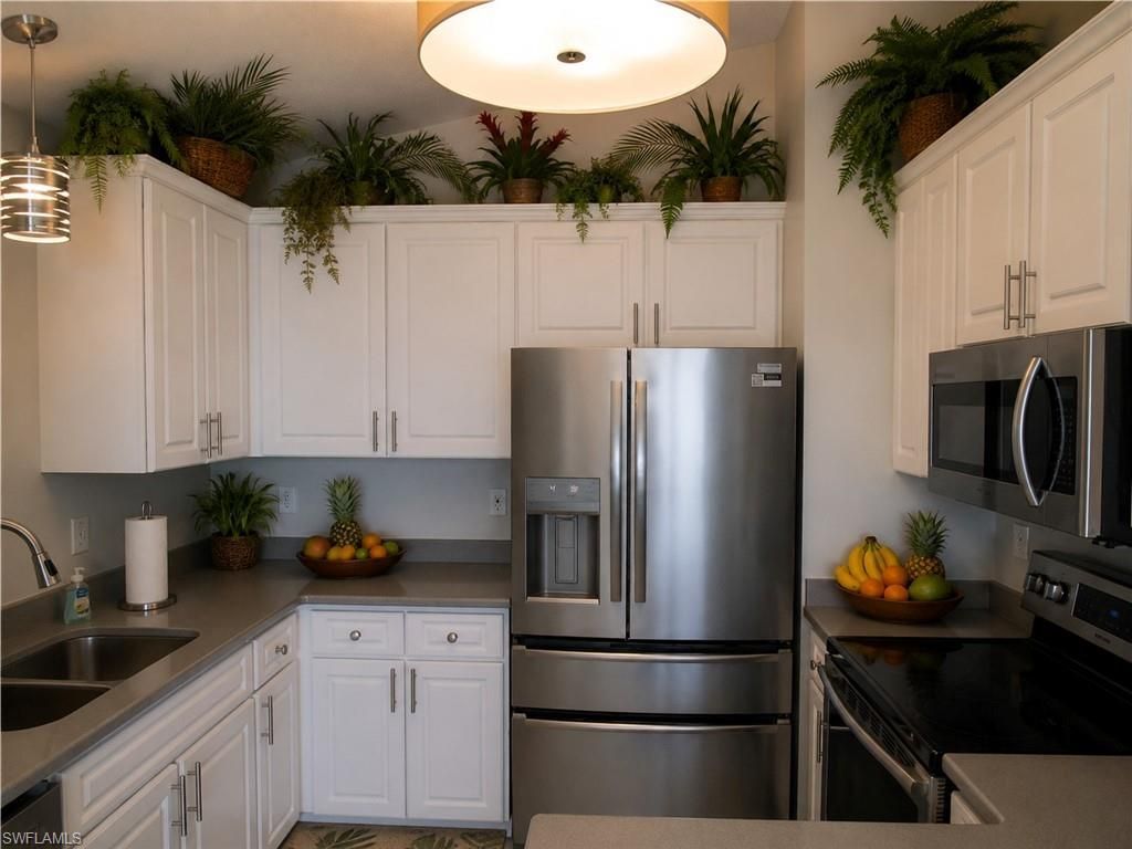 925 SW 47th Ter, Unit 201, Cape Coral, FL 33914 Photo