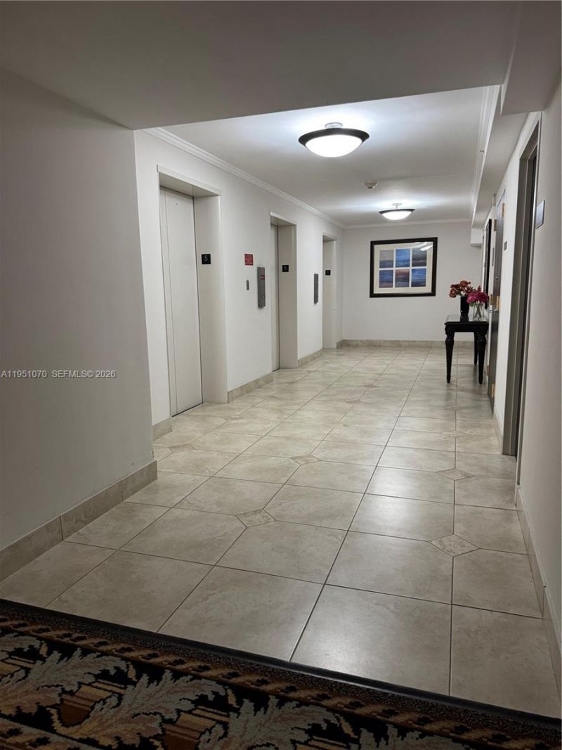 2801 NE 183rd St, Unit 515W, Aventura, FL 33160 Photo