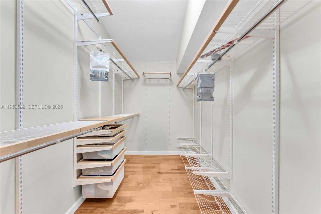 450 NW 201st Ave, Pembroke Pines, FL 33029 Photo