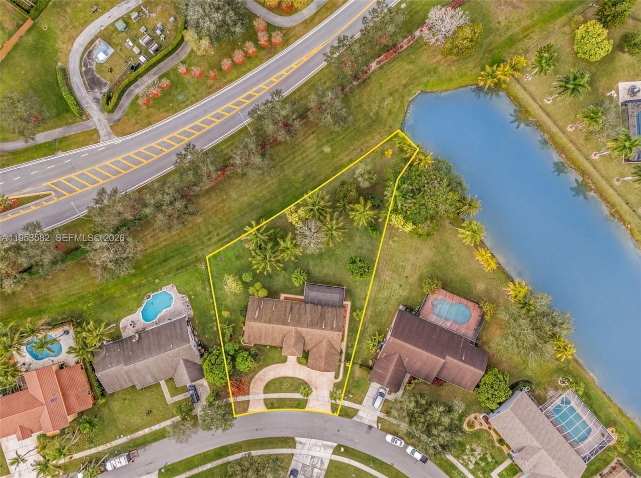 450 NW 201st Ave, Pembroke Pines, FL 33029 Photo