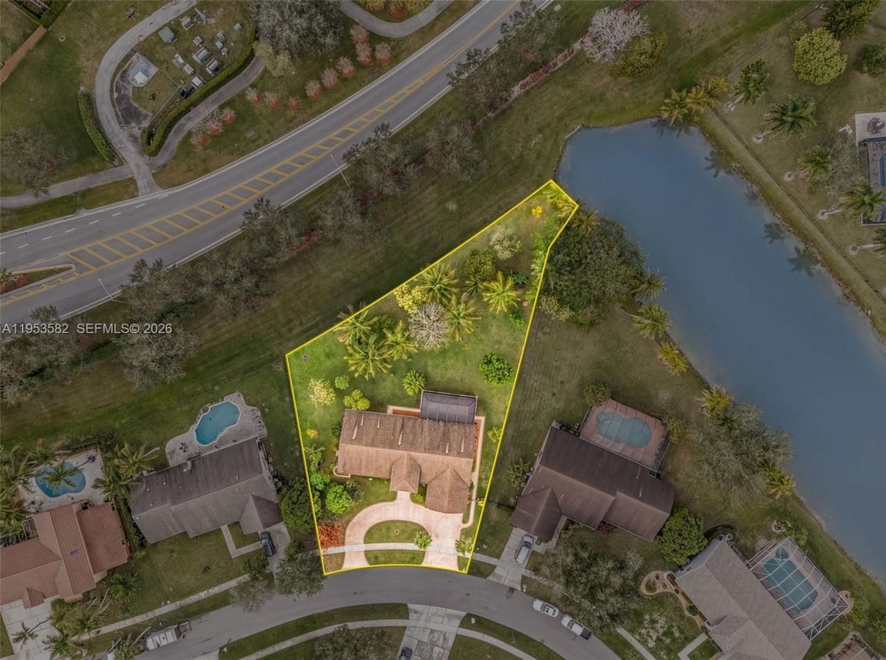 450 NW 201st Ave, Pembroke Pines, FL 33029 Photo