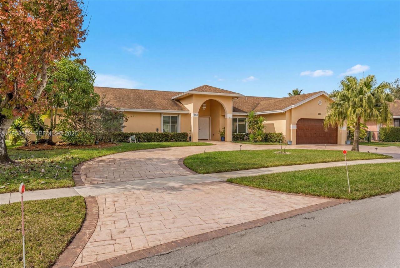 450 NW 201st Ave, Pembroke Pines, FL 33029 Photo