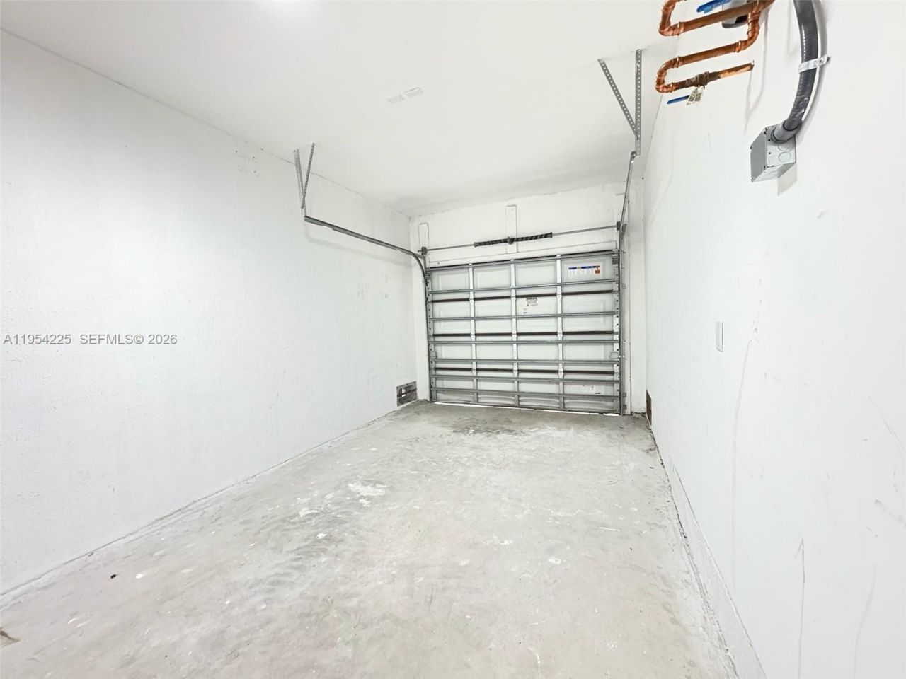 2518 NW 9th Pl , Fort Lauderdale, FL 33311 Photo