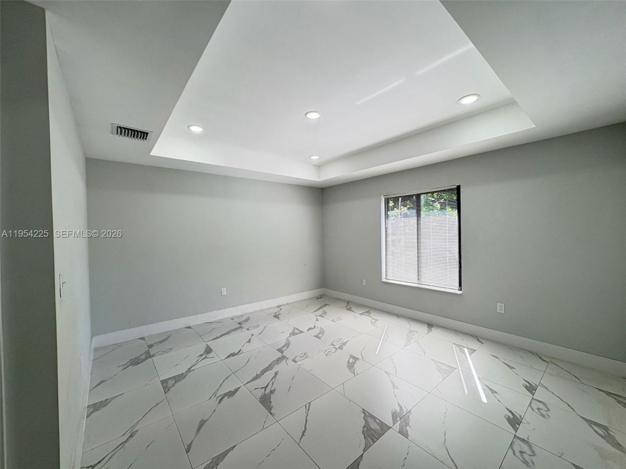 2518 NW 9th Pl, Fort Lauderdale, FL 33311 Photo