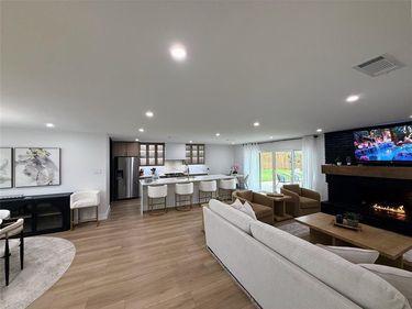 3895 Antigua Circle, Dallas, TX 75244