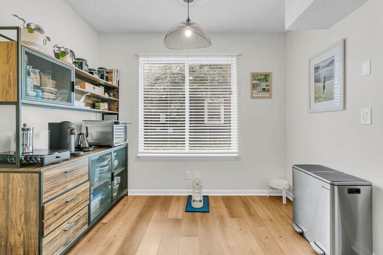 1415 Oaklanding Road Photo 16