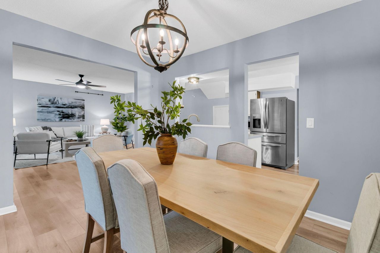 1415 Oaklanding Road Photo 8