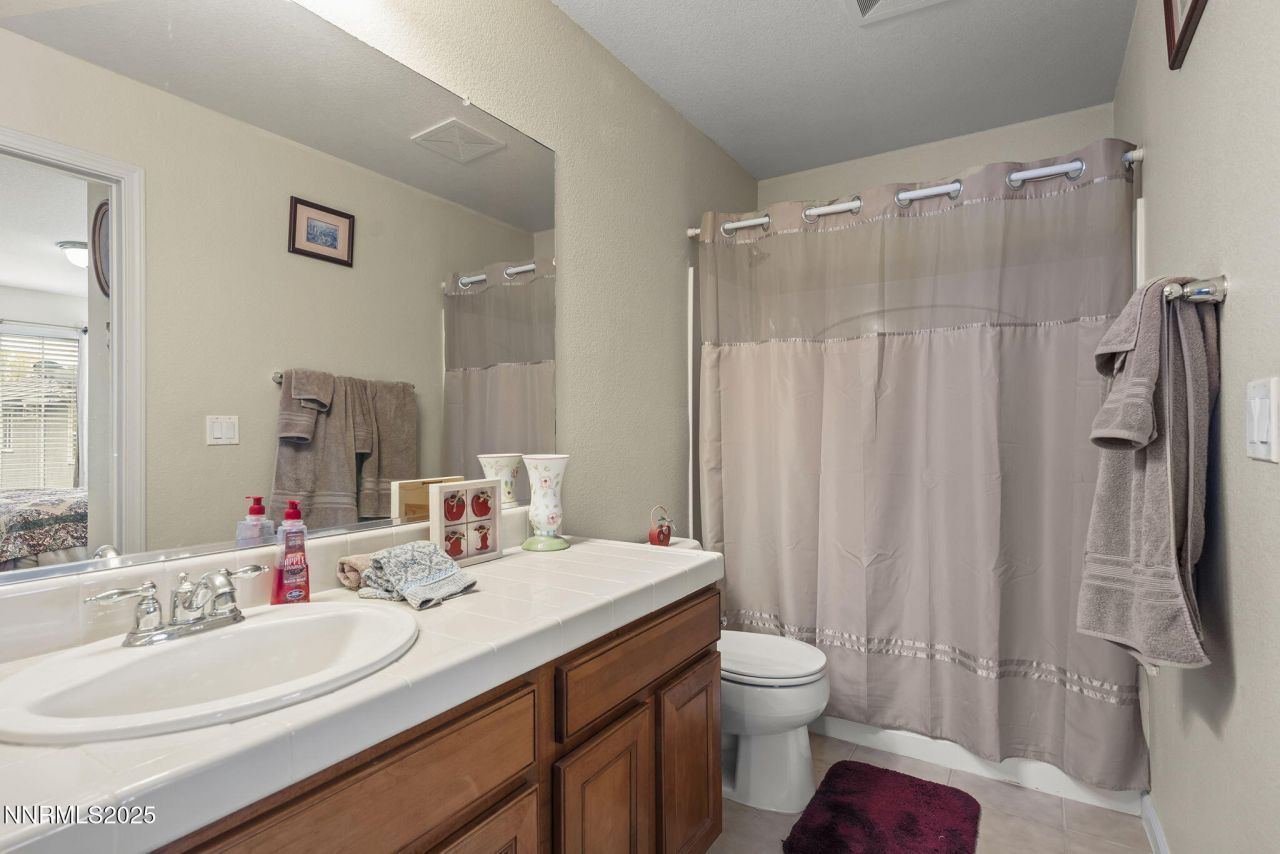 6636 N Latour Street, Sparks, NV 89436 Photo