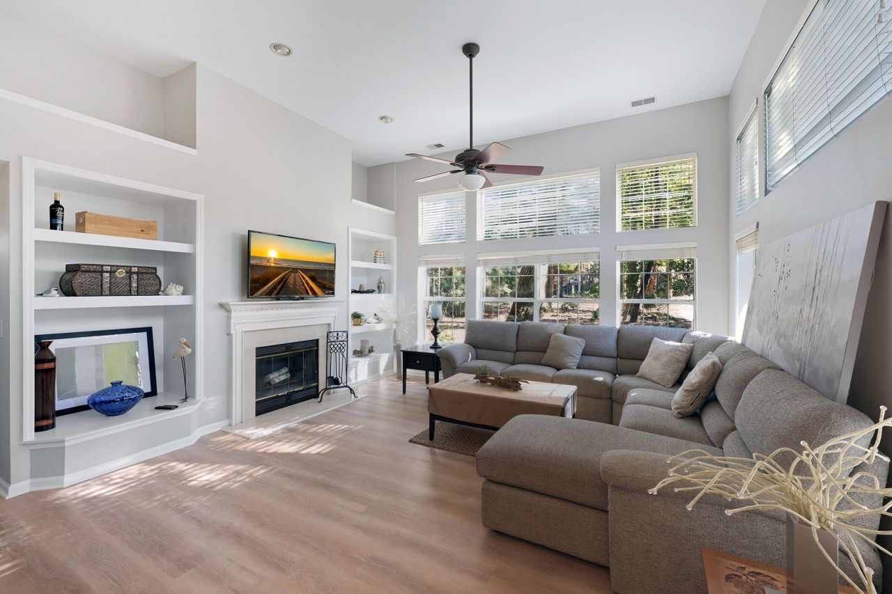 808 Long Drive Road Photo 13