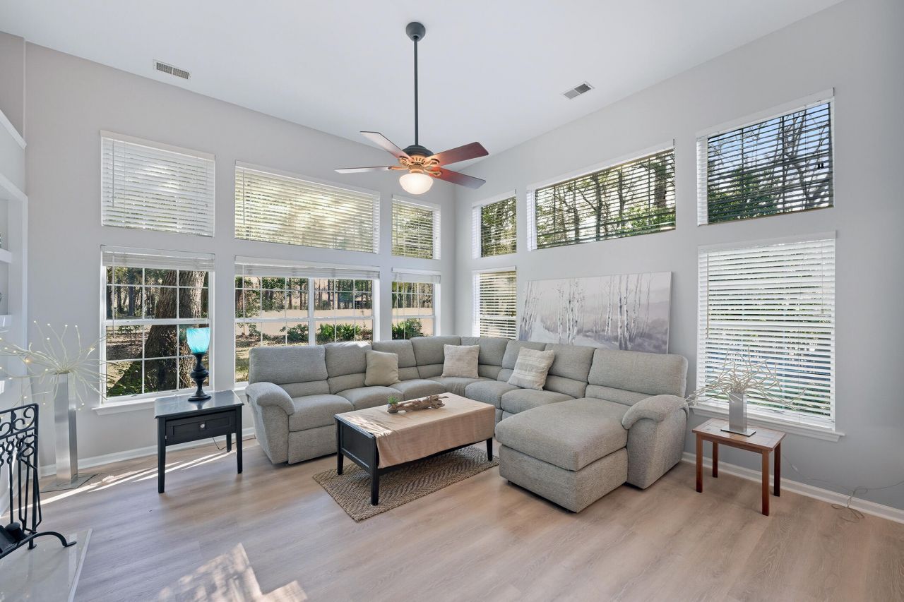 808 Long Drive Road Photo 14