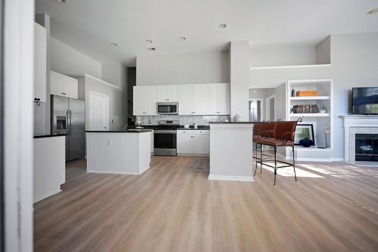 808 Long Drive Road Photo 17