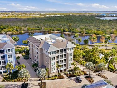 395 ARUBA CIRCLE, Unit 303, BRADENTON, FL 34209