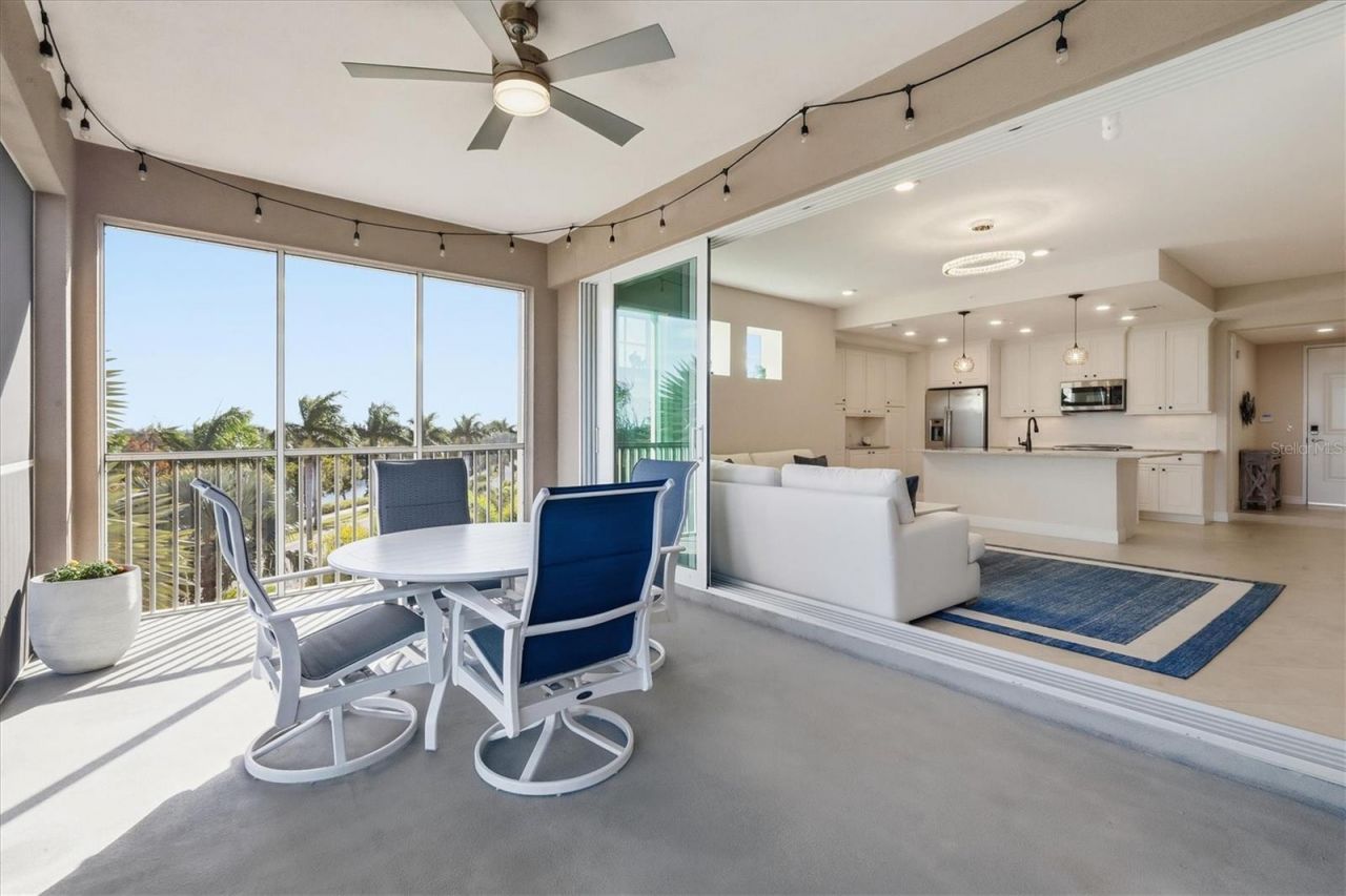 395 Aruba Circle, Unit 303, Bradenton, FL 34209 Photo