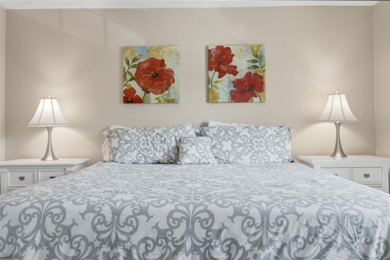 3783 Pompano, Unit D, Saint Petersburg, FL 33705 Photo