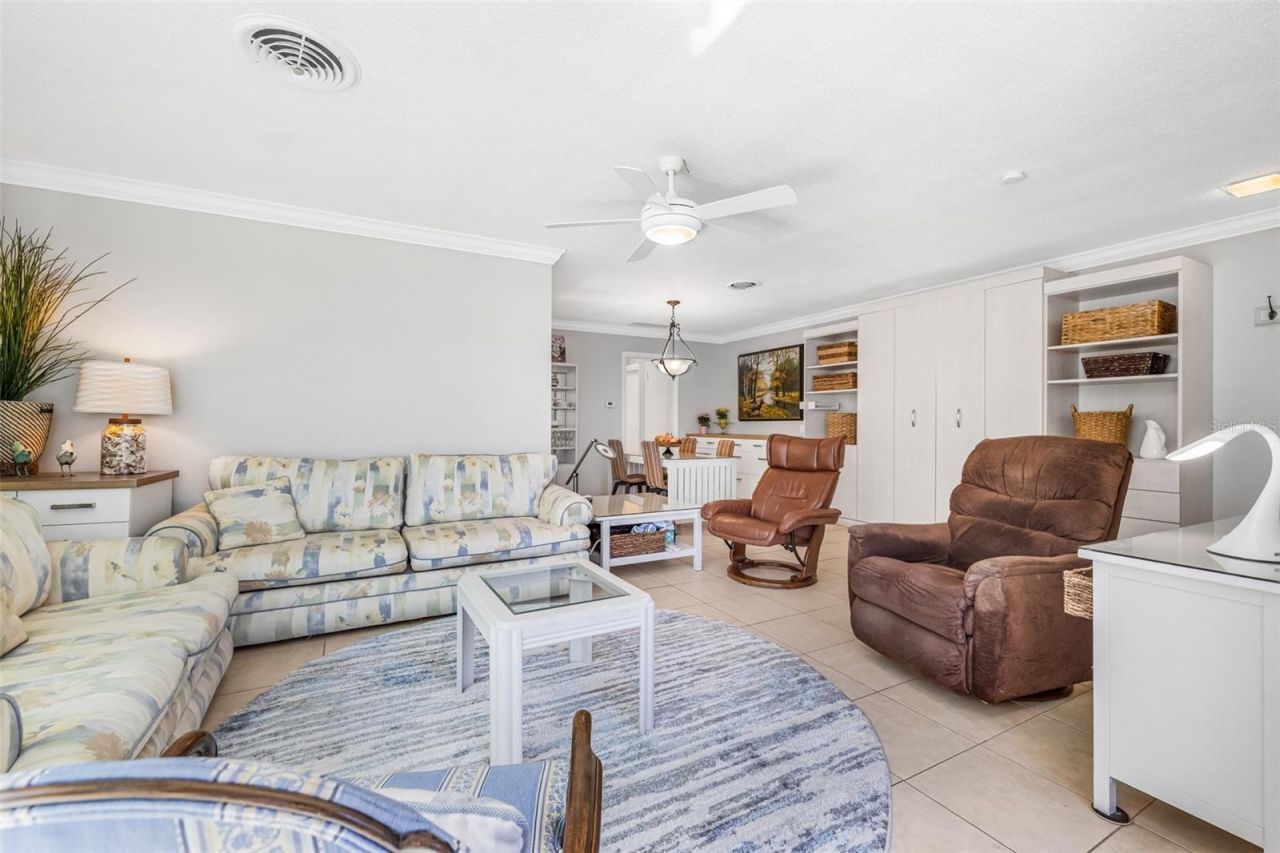 615 10th Avenue Ne, Unit 1, Saint Petersburg, FL 33701 Photo