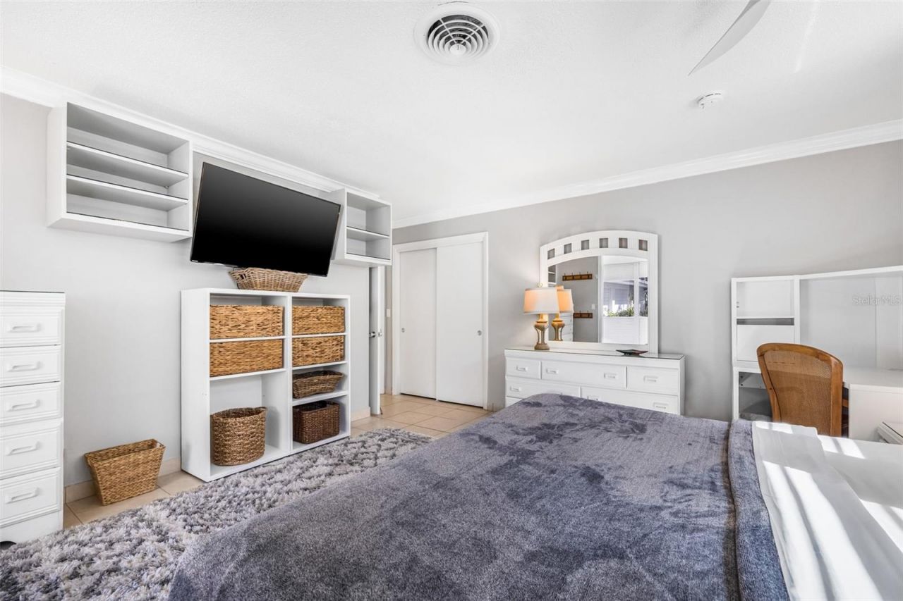 615 10th Avenue Ne, Unit 1, Saint Petersburg, FL 33701 Photo