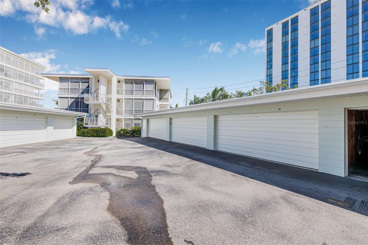 615 10th Avenue Ne, Unit 1, Saint Petersburg, FL 33701 Photo