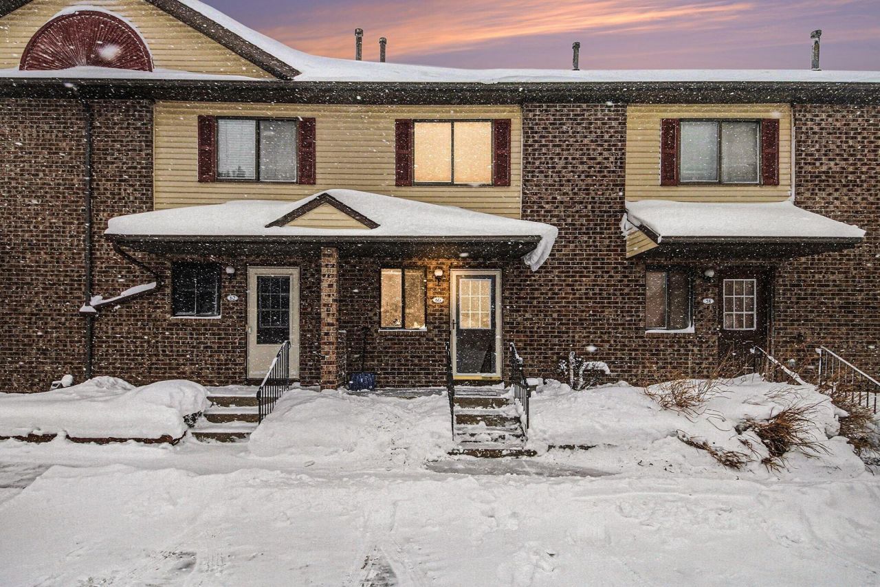 60 Carriage Lane Sw, Grand Rapids, MI 49548 Main Photo