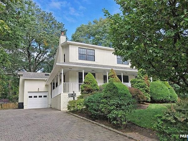 127 Hillside Avenue, CRESSKILL, NJ 07626