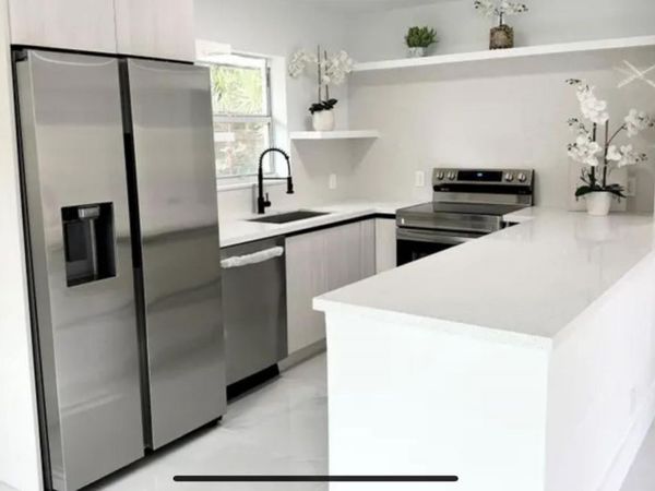 2316 Freedom Street, Unit 6, Hollywood, FL 33020