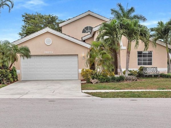 20231 NW 10th Street, Pembroke Pines, FL 33029