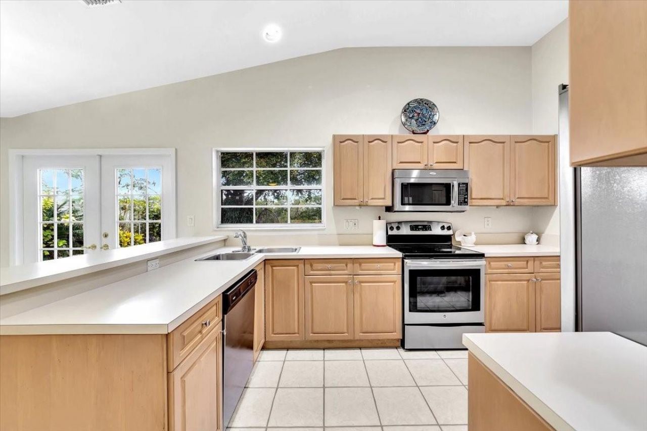 20231 NW 10th Street, Pembroke Pines, FL 33029 Photo