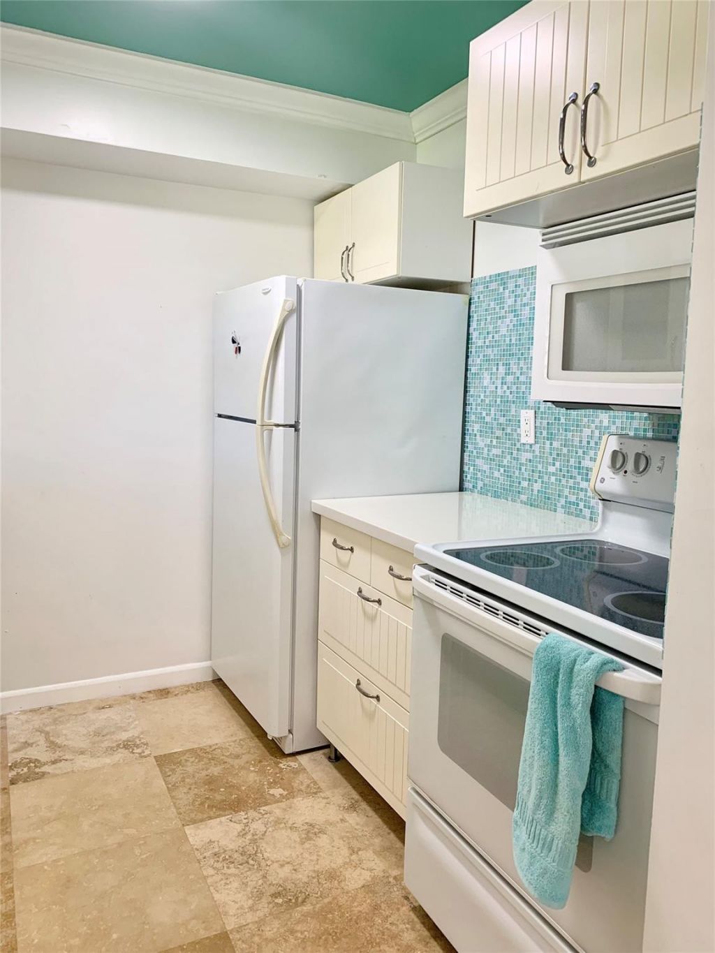 930 Osceola Drive, Unit 2, Boca Raton, FL 33432 Photo