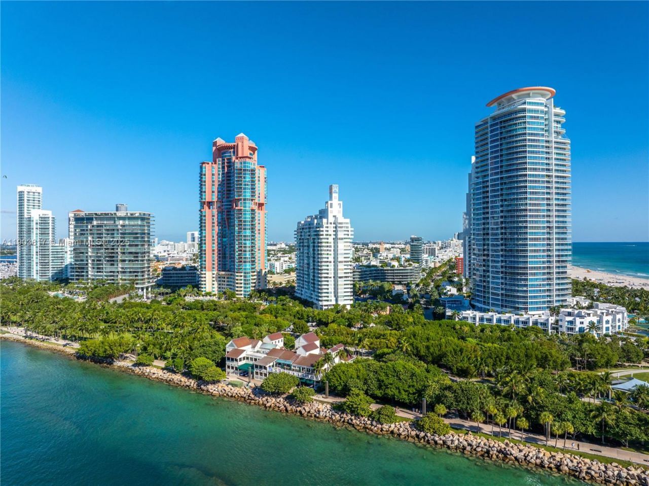 400 S Pointe Dr, Unit 2003, Miami Beach, FL 33139 Photo