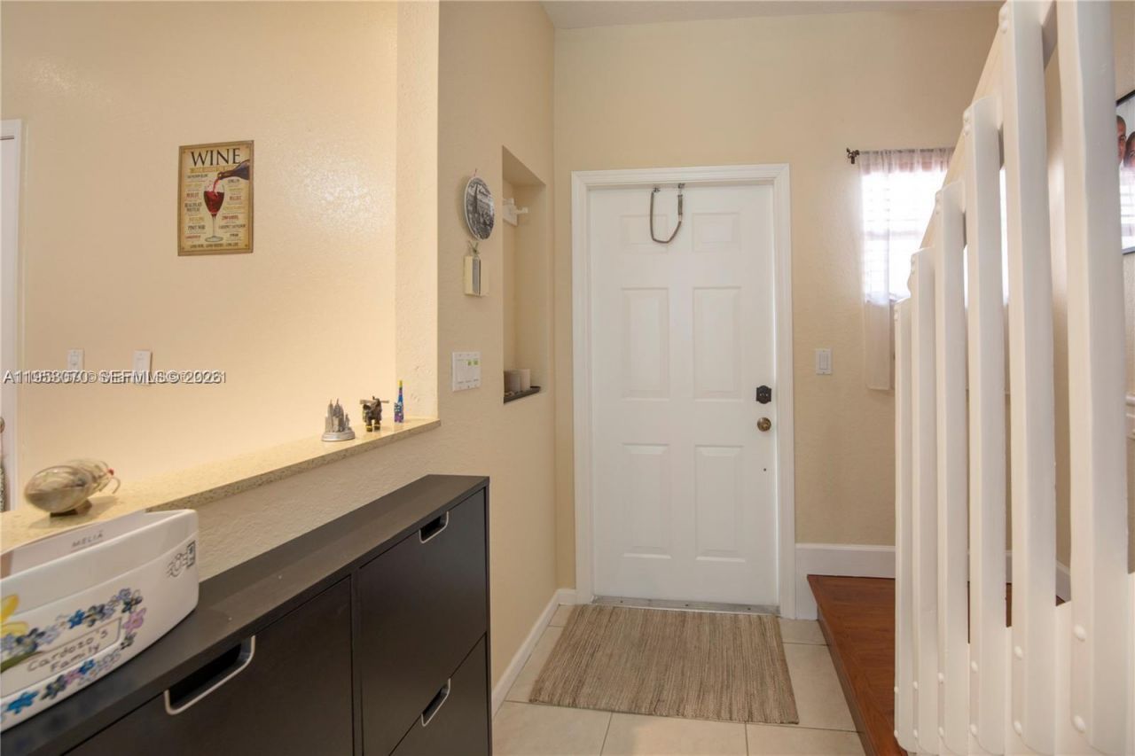 9009 NW 54th St, Unit 9009, Sunrise, FL 33351 Photo