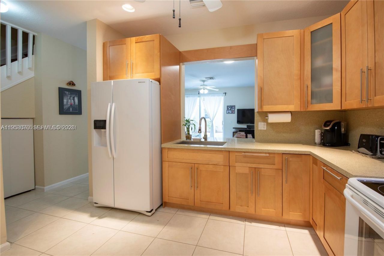 9009 NW 54th St, Unit 9009, Sunrise, FL 33351 Photo