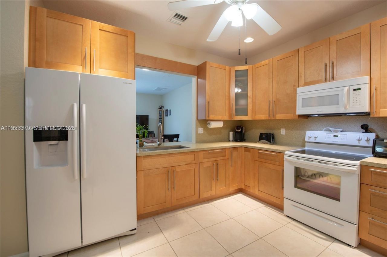 9009 NW 54th St, Unit 9009, Sunrise, FL 33351 Photo