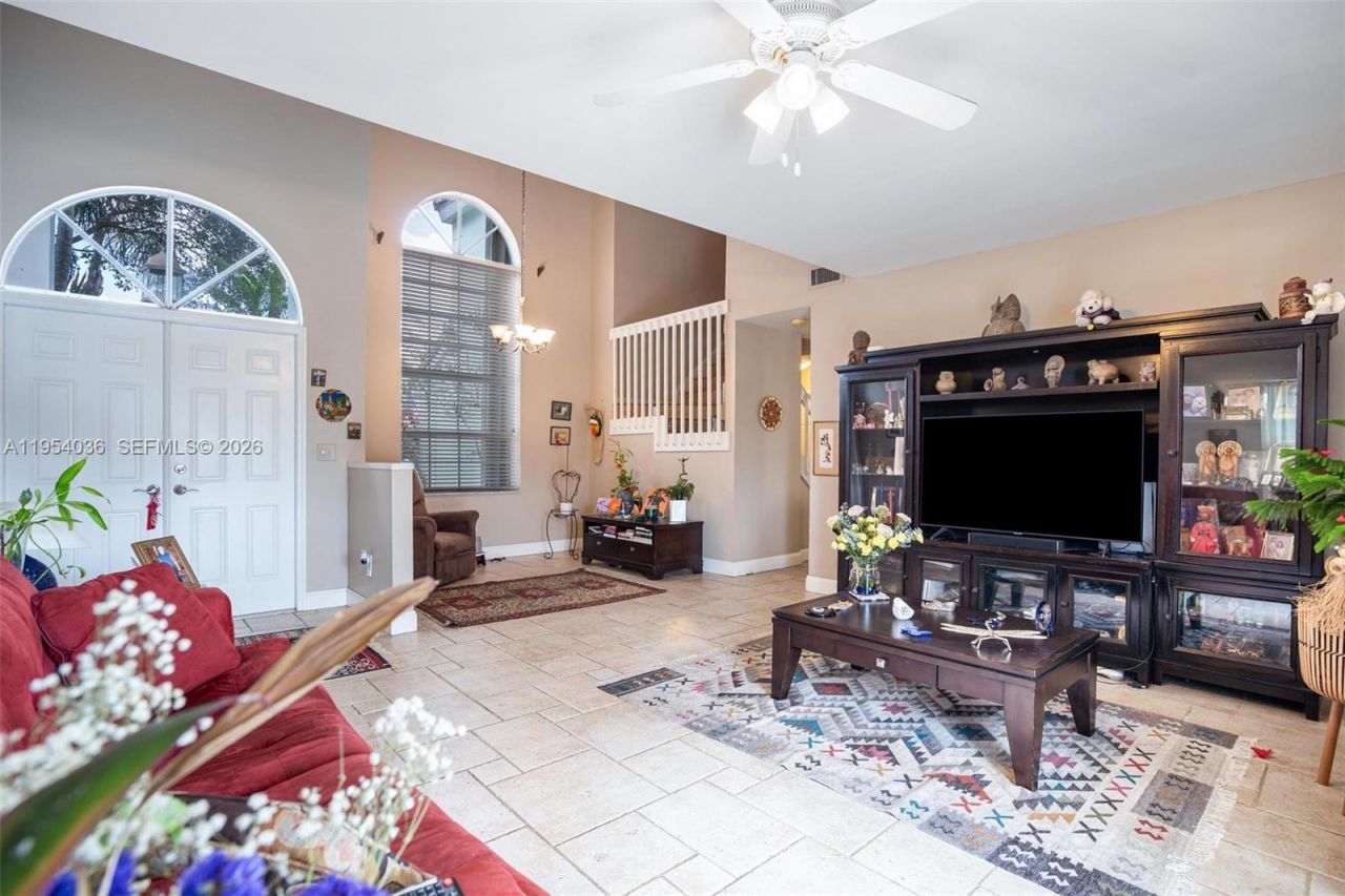 13930 Oak Ridge Dr , Davie, FL 33325 Photo