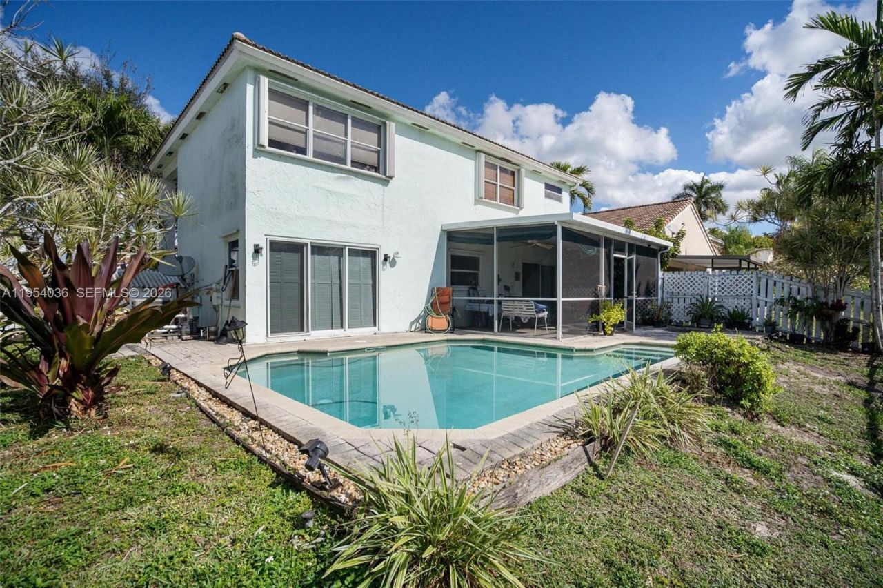 13930 Oak Ridge Dr , Davie, FL 33325 Photo