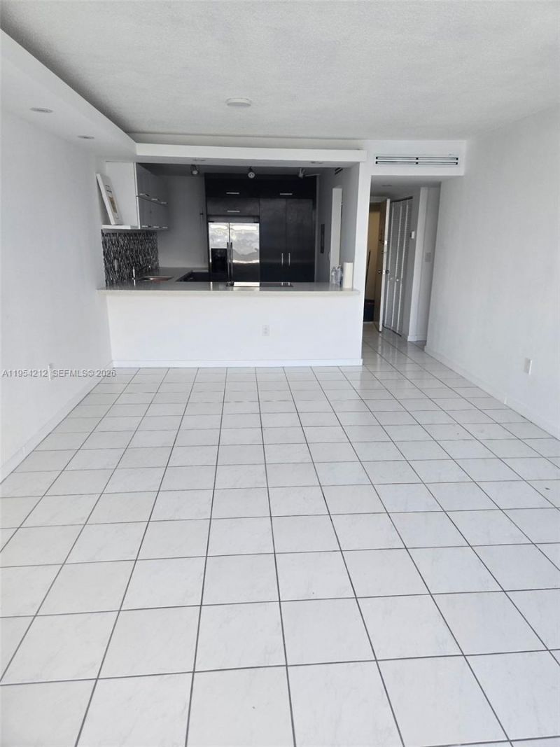 1301 NE Miami Gardens Dr , Unit 314W, Miami, FL 33179 Photo